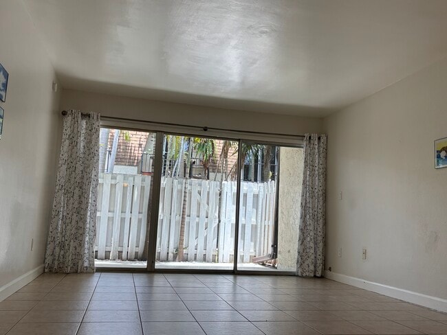 property at 15389 S Dixie Hwy