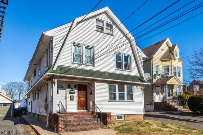 86 Watsessing Ave in Bloomfield, NJ - Building Photo - Building Photo