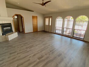 25 Manzanita Rd in Sedona, AZ - Building Photo - Building Photo