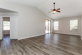9808 Olla Ave in Mesa, AZ - Building Photo - Building Photo