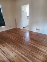 936 E Benton St, Unit 938 in Pocatello, ID - Building Photo
