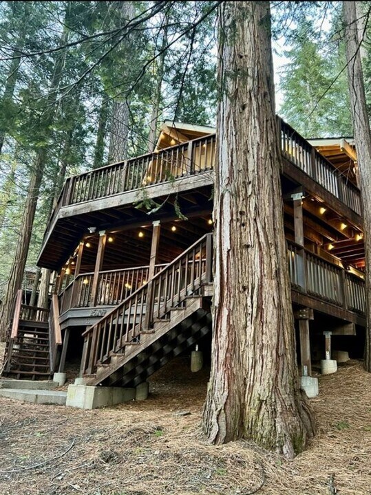 25209 Jordan Way E in Long Barn, CA - Building Photo