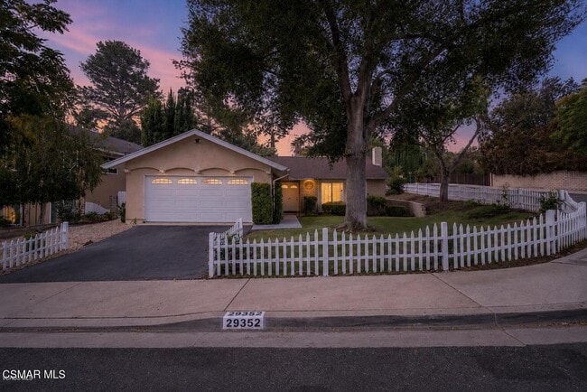 property at 29352 Trailway Ln