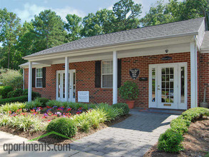 Fox Hill Village in Hampton, VA - Building Photo - Building Photo