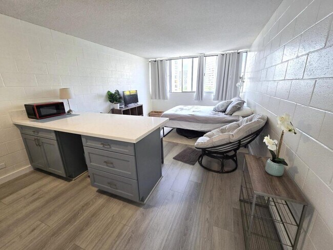 property at 5122 Likini St
