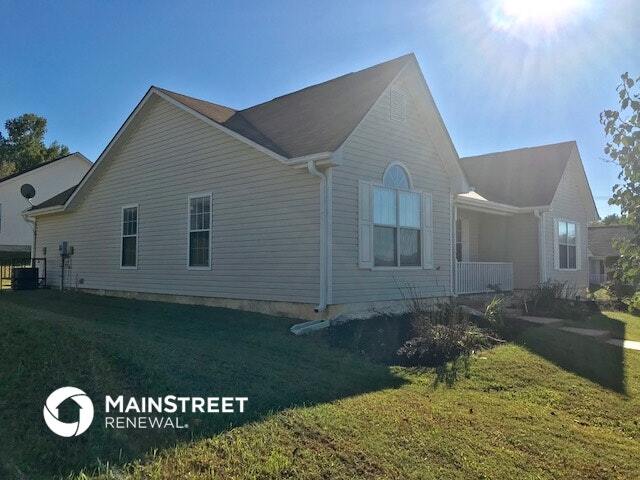 10608 Pecan Ln in Jonesboro, GA - Building Photo - Building Photo