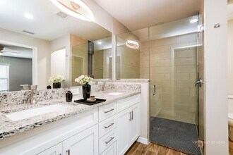 18434 Fern Rd in Ft. Myers, FL - Foto de edificio - Building Photo