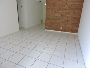 9046 SE Parkway Dr in Hobe Sound, FL - Building Photo - Building Photo
