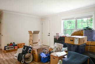 24 Oakcrest Dr in Asheville, NC - Building Photo - Building Photo
