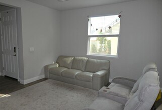 921 Posey St in Galt, CA - Building Photo - Building Photo