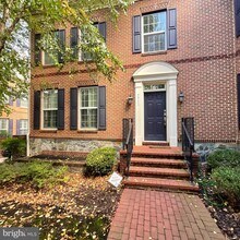 3911 Chain Bridge Rd in Fairfax, VA - Building Photo - Building Photo