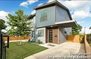 419 Cactus St in San Antonio, TX - Building Photo