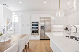 121 Fremont in Lake Forest, CA - Building Photo - Building Photo