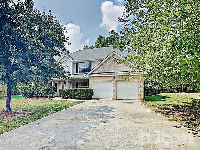 4196 Defoors Farm Dr in Powder Springs, GA - Foto de edificio - Building Photo