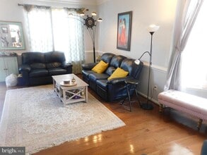 337 Kirby St in Manassas Park, VA - Building Photo - Building Photo