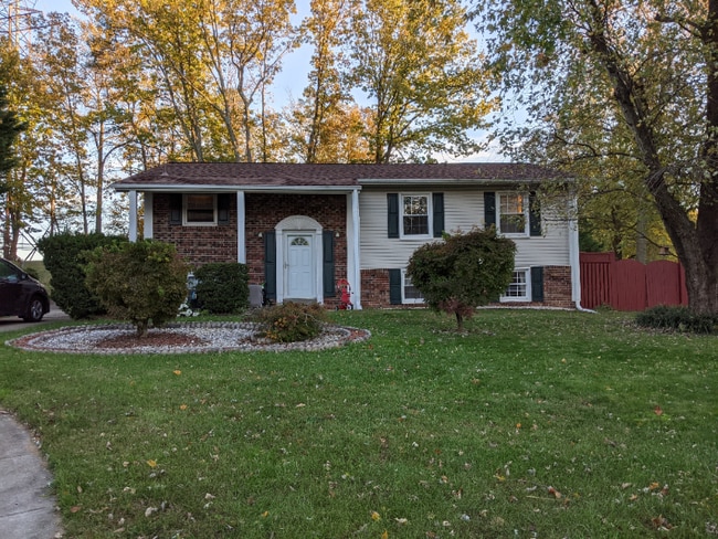 property at 2504 Bristol Cir