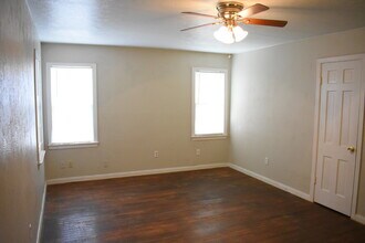2411 22nd St in Lubbock, TX - Building Photo - Building Photo
