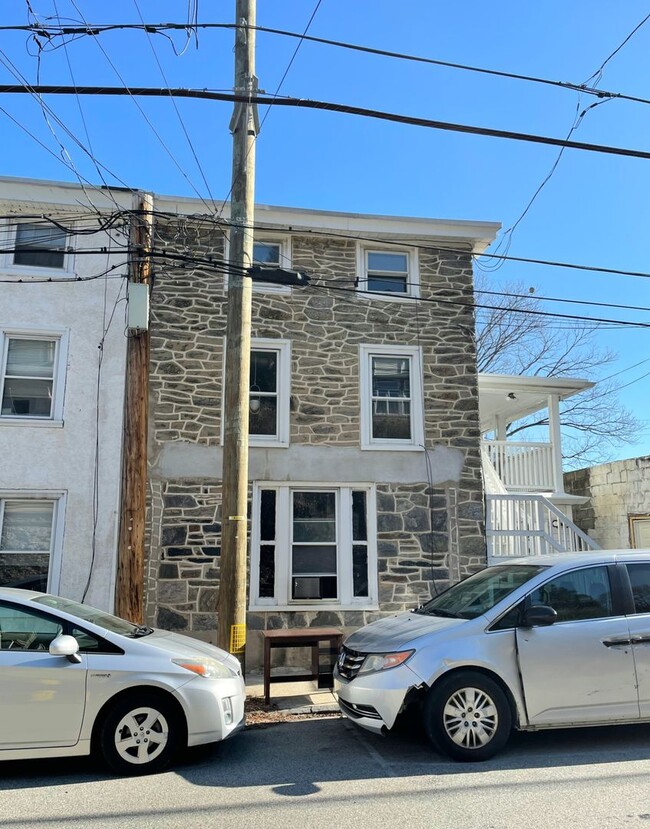 property at 17 Jefferson St