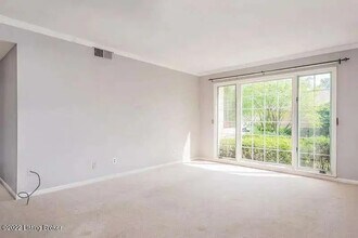 509 Highwood Dr in Louisville, KY - Building Photo - Building Photo