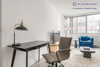 401 E 34th St in New York, NY - Building Photo - Building Photo