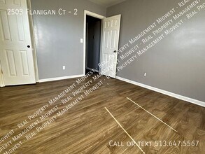 2503 Flanigan Ct in Cincinnati, OH - Building Photo - Building Photo