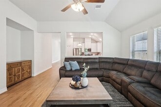 15150 N Heron Heights Way in Magnolia, TX - Building Photo - Building Photo