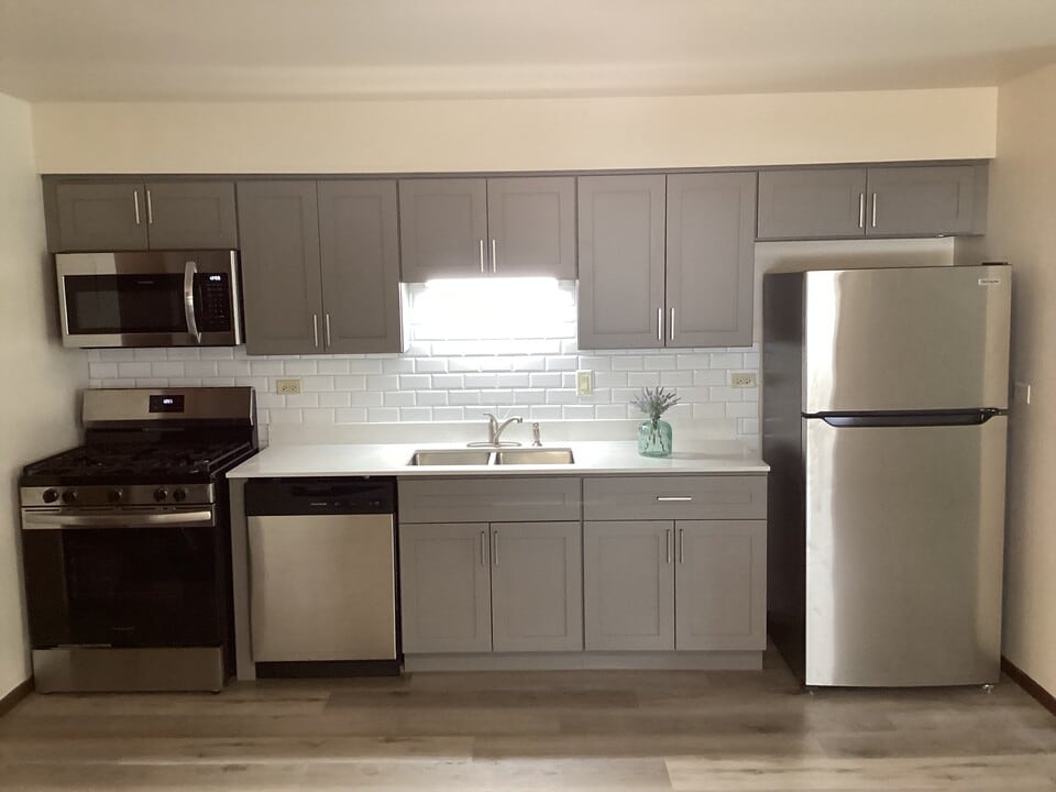 9839 Ridgeland Ave, Unit 2 North in Oak Lawn, IL - Building Photo