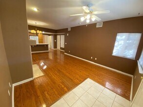 3327 Erva St in Las Vegas, NV - Building Photo - Building Photo