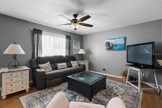 1802 Bedford Terrace in Sun City Center, FL - Building Photo - Building Photo