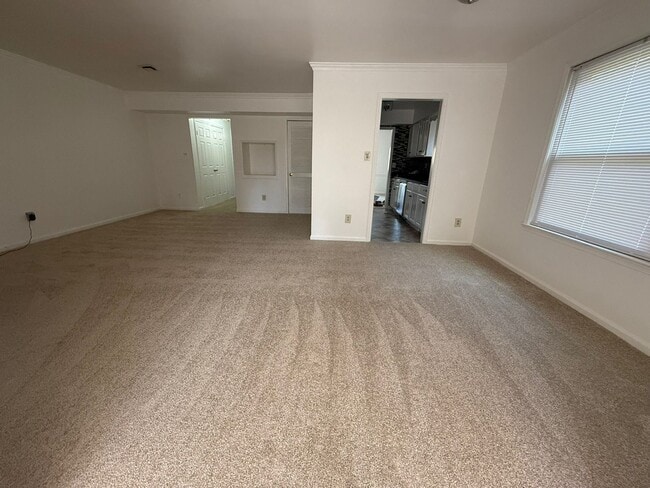 921 Ewell Rd in Virginia Beach, VA - Building Photo - Building Photo
