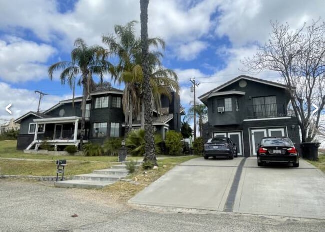 16840 Bell Ave, Unit 1 in Lake Elsinore, CA - Foto de edificio - Building Photo