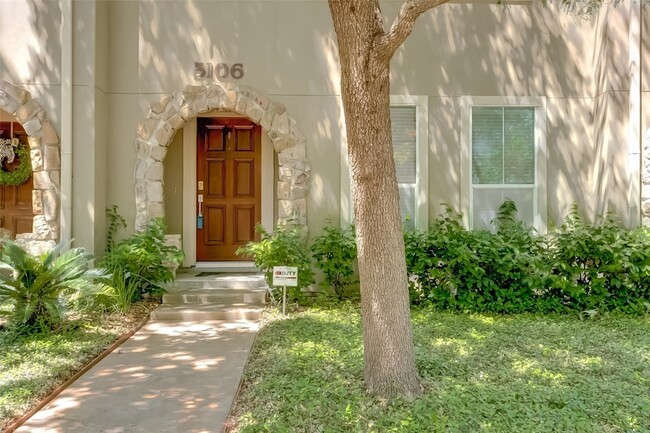 5106 Feagan St in Houston, TX - Foto de edificio - Building Photo