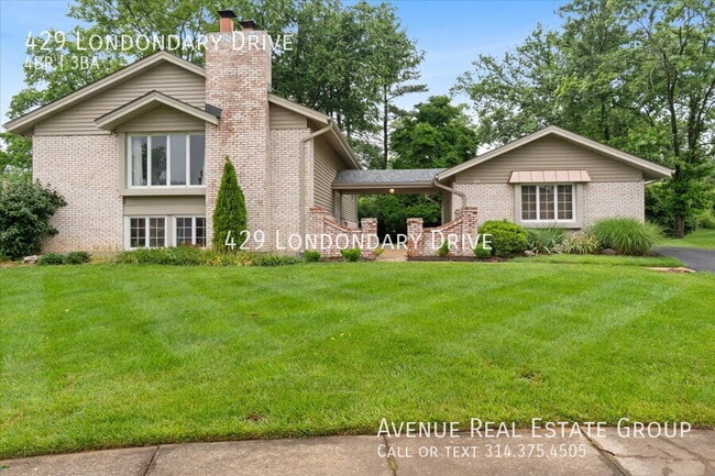 429 Londondary Dr in Ballwin, MO - Building Photo - Building Photo