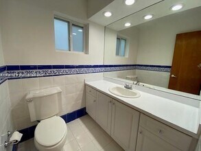 402 Majorca Ave in Coral Gables, FL - Building Photo - Building Photo