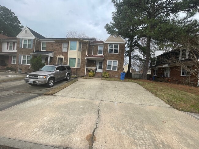 4312 Manchester Ln in Chesapeake, VA - Building Photo - Building Photo