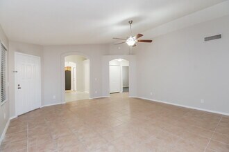 118 W Tumbleweed Ct in Gilbert, AZ - Building Photo - Building Photo