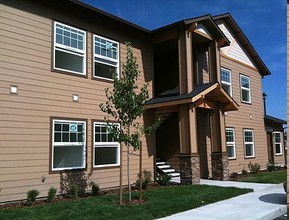 Lakeside Apartments in Medical Lake, WA - Foto de edificio - Building Photo