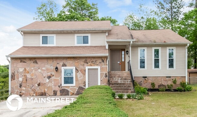 property at 3020 Creel Rd