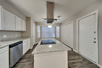 9615 Orangevale Dr in Spring, TX - Building Photo - Building Photo