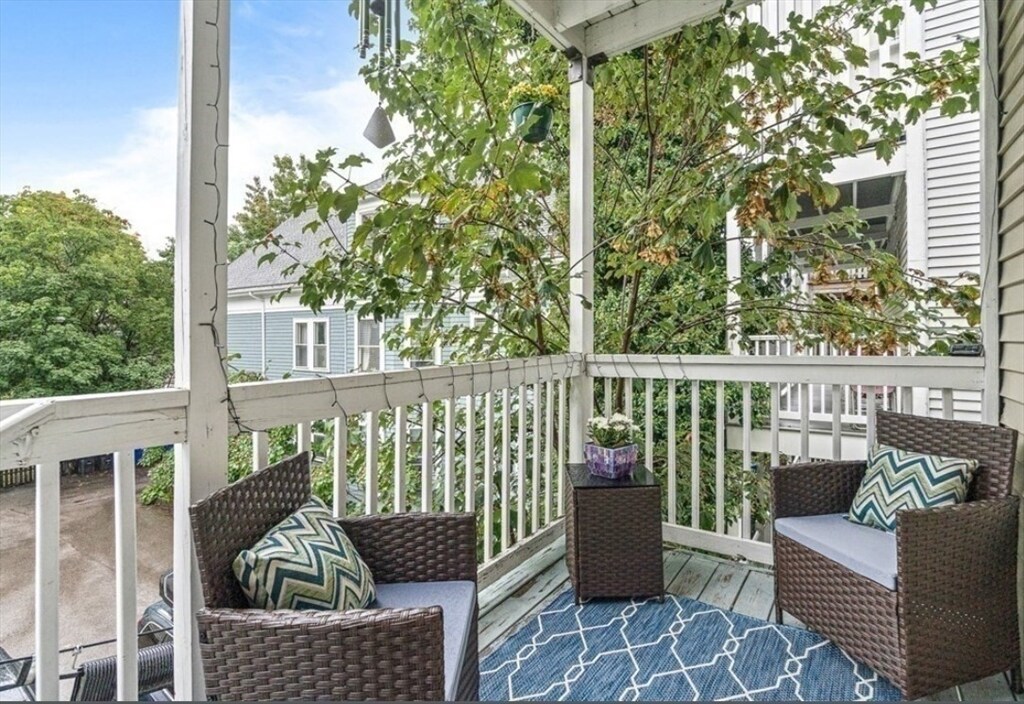 7 Washburn Terrace in Brookline, MA - Building Photo