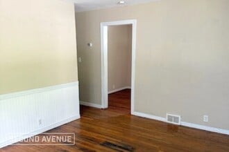 403 Sunnyside Ave in Aurora, IN - Building Photo - Building Photo