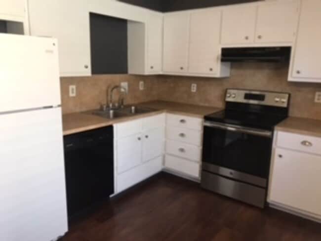1705 Shely St in Longview, TX - Building Photo - Building Photo