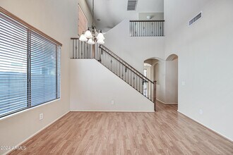 1543 E Nightingale Ln in Gilbert, AZ - Building Photo - Building Photo