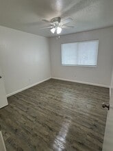 1743 N Maple St in Visalia, CA - Building Photo - Building Photo