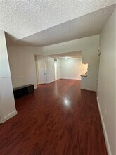 17580 NW 67th Pl-Unit -K-1 in Hialeah, FL - Building Photo - Building Photo