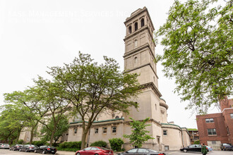 6754 N Hermitage Ave in Chicago, IL - Foto de edificio - Building Photo