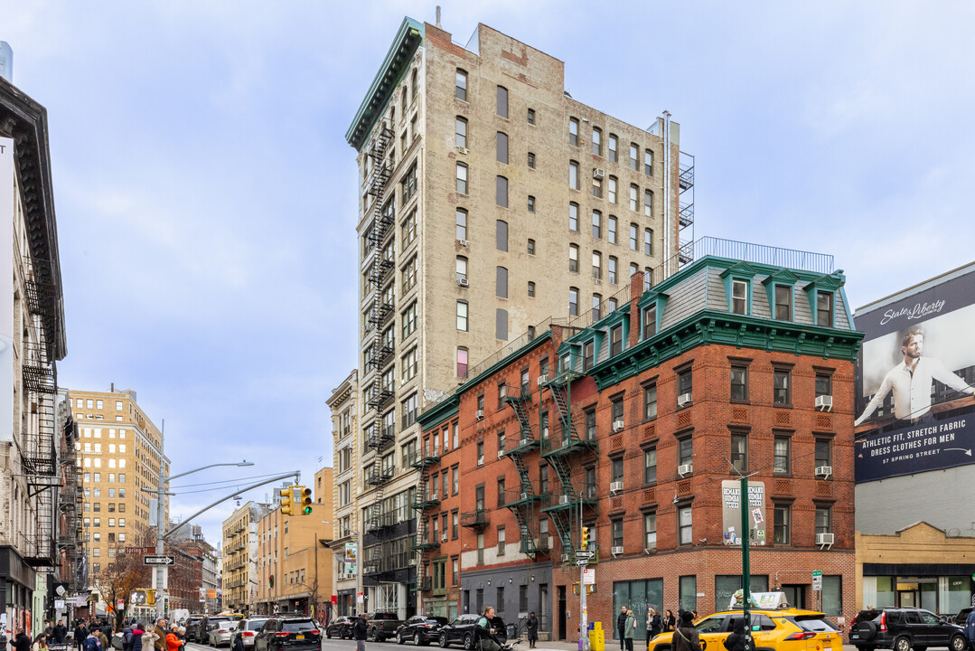 237 Lafayette St in New York, NY - Foto de edificio