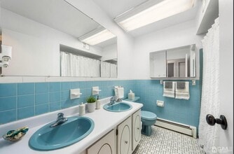 104 Cricket Ln in Woodbridge, NJ - Building Photo - Building Photo
