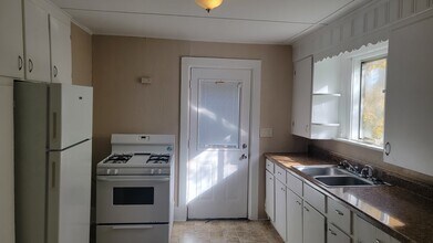 2137 7th St SW in Akron, OH - Building Photo - Building Photo