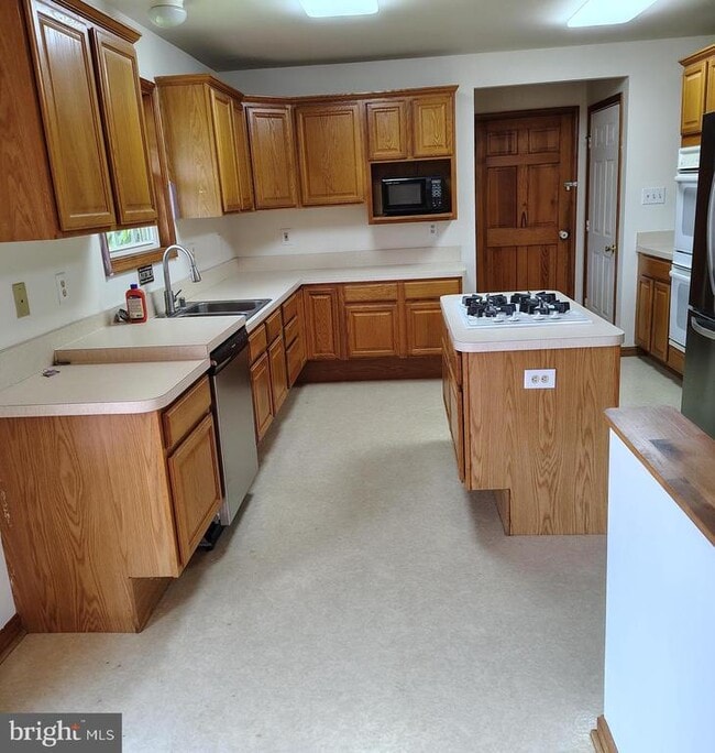 3420 Evans Rd in Huntingtown, MD - Building Photo - Building Photo
